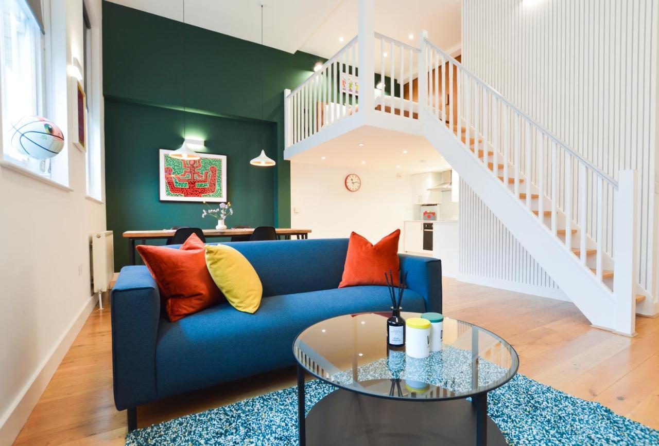 Spacious West Hampstead Apartment With Mezzanine Bedroom By Concept Apartments Лондон Екстериор снимка