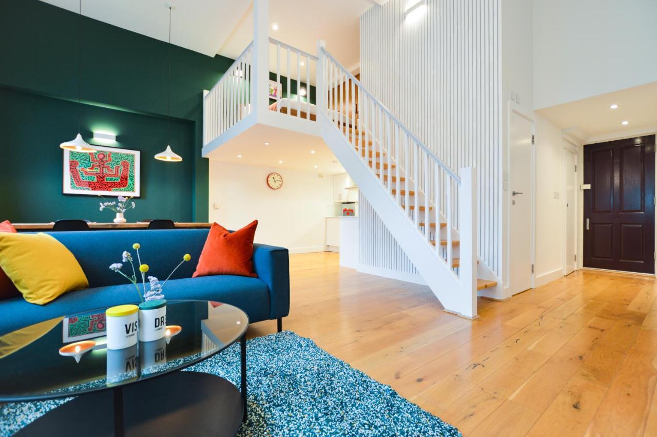 Spacious West Hampstead Apartment With Mezzanine Bedroom By Concept Apartments Лондон Екстериор снимка